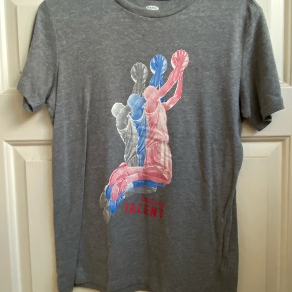 Shirt lot - Picture 2 of 6